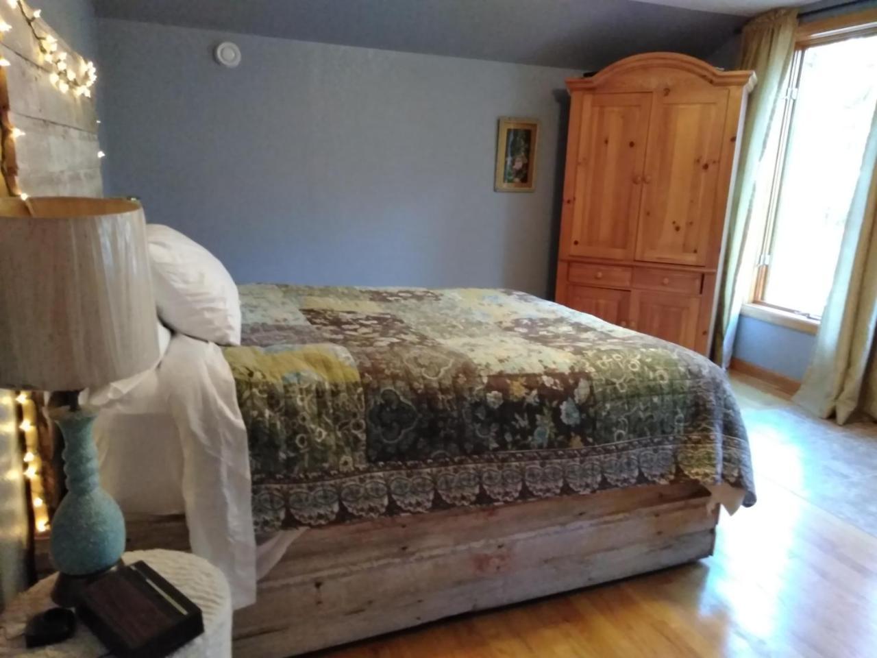 Bed And Breakfast Suite At The Wooded Retreat Pine City ภายนอก รูปภาพ